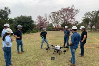CAAR - Tudo o que você precisa saber sobre drones agricolas e pulverização